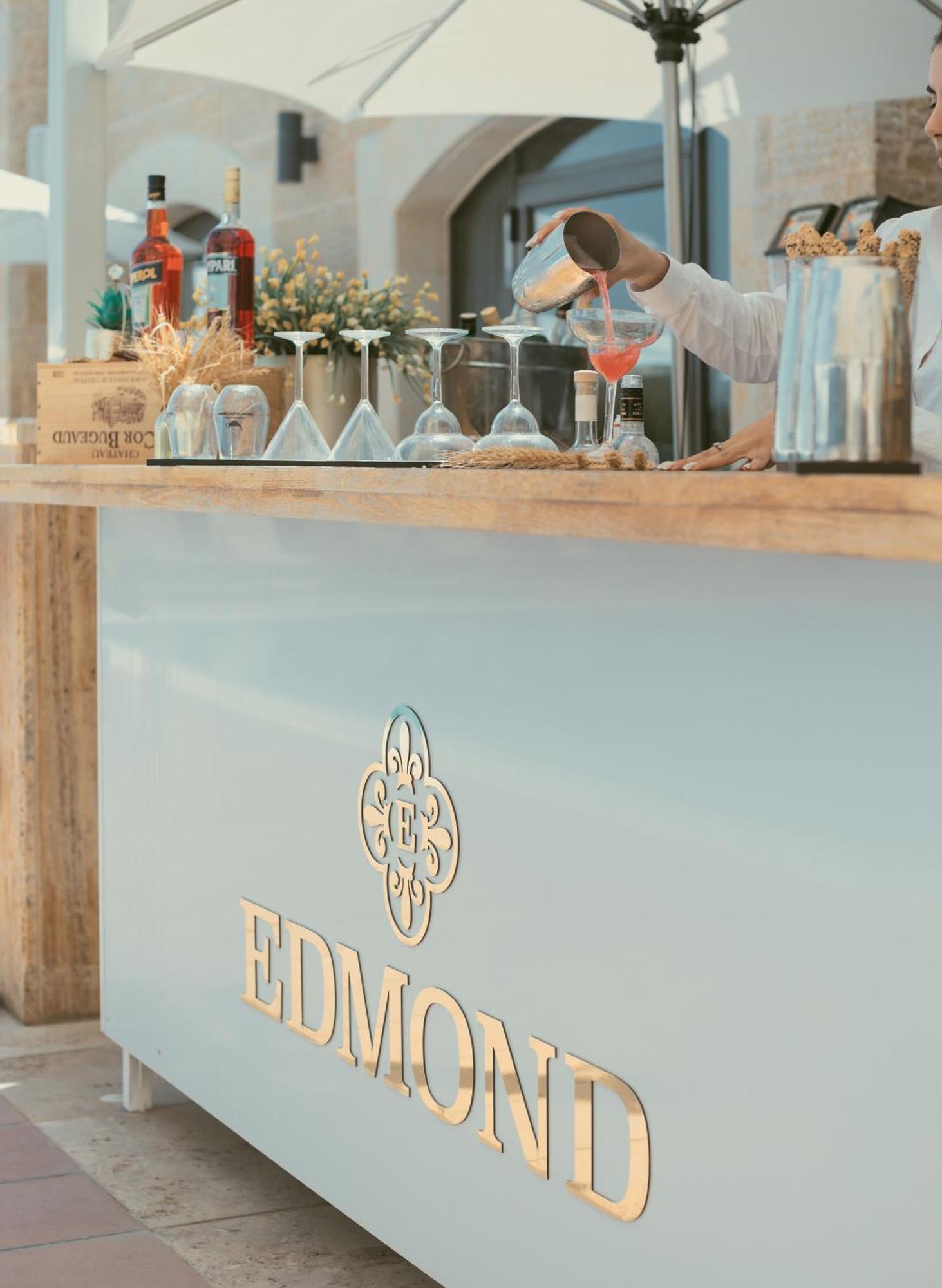 Edmond Luxury Hotel & Spa Рош Пина Екстериор снимка