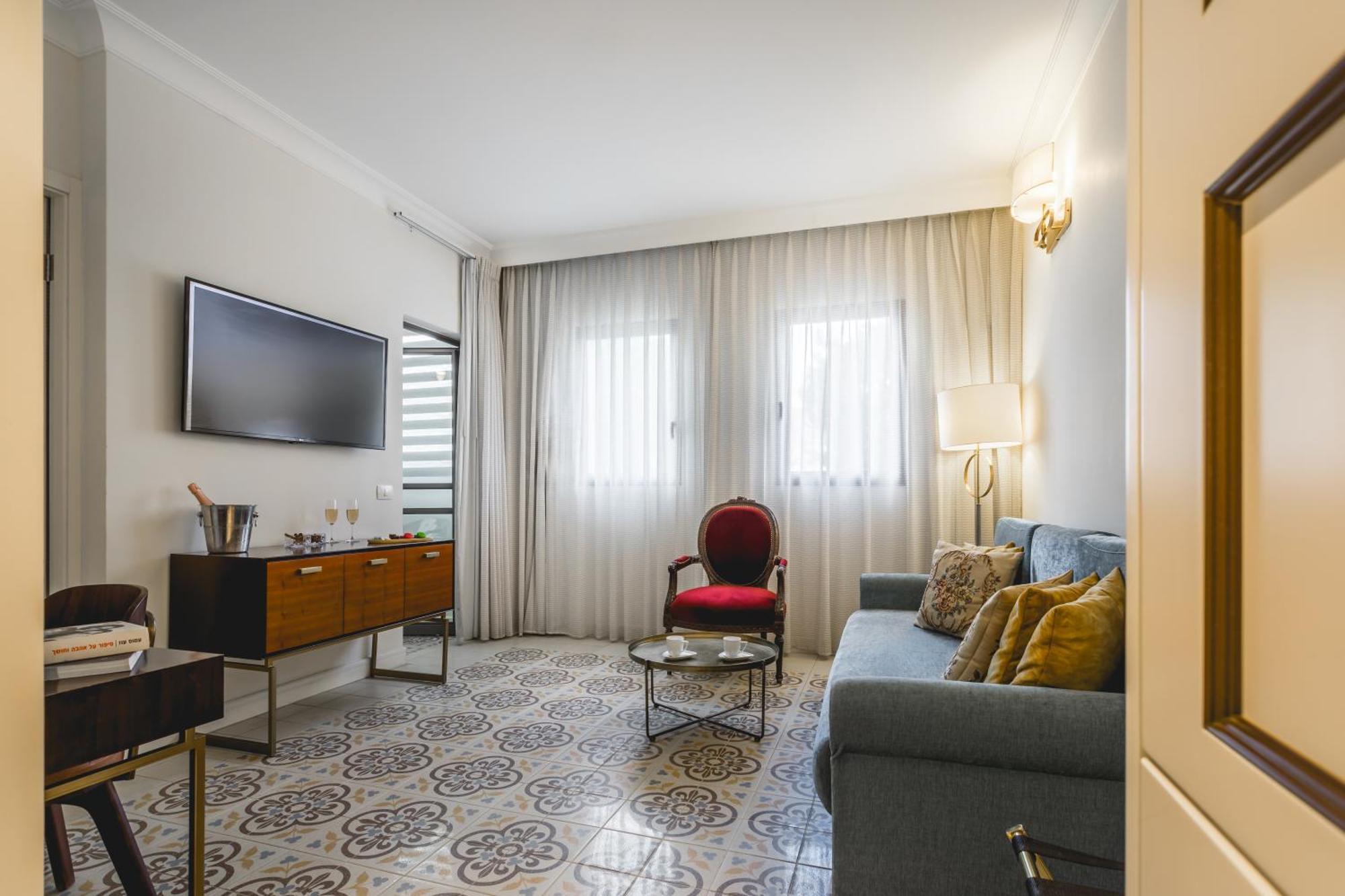 Edmond Luxury Hotel & Spa Рош Пина Екстериор снимка