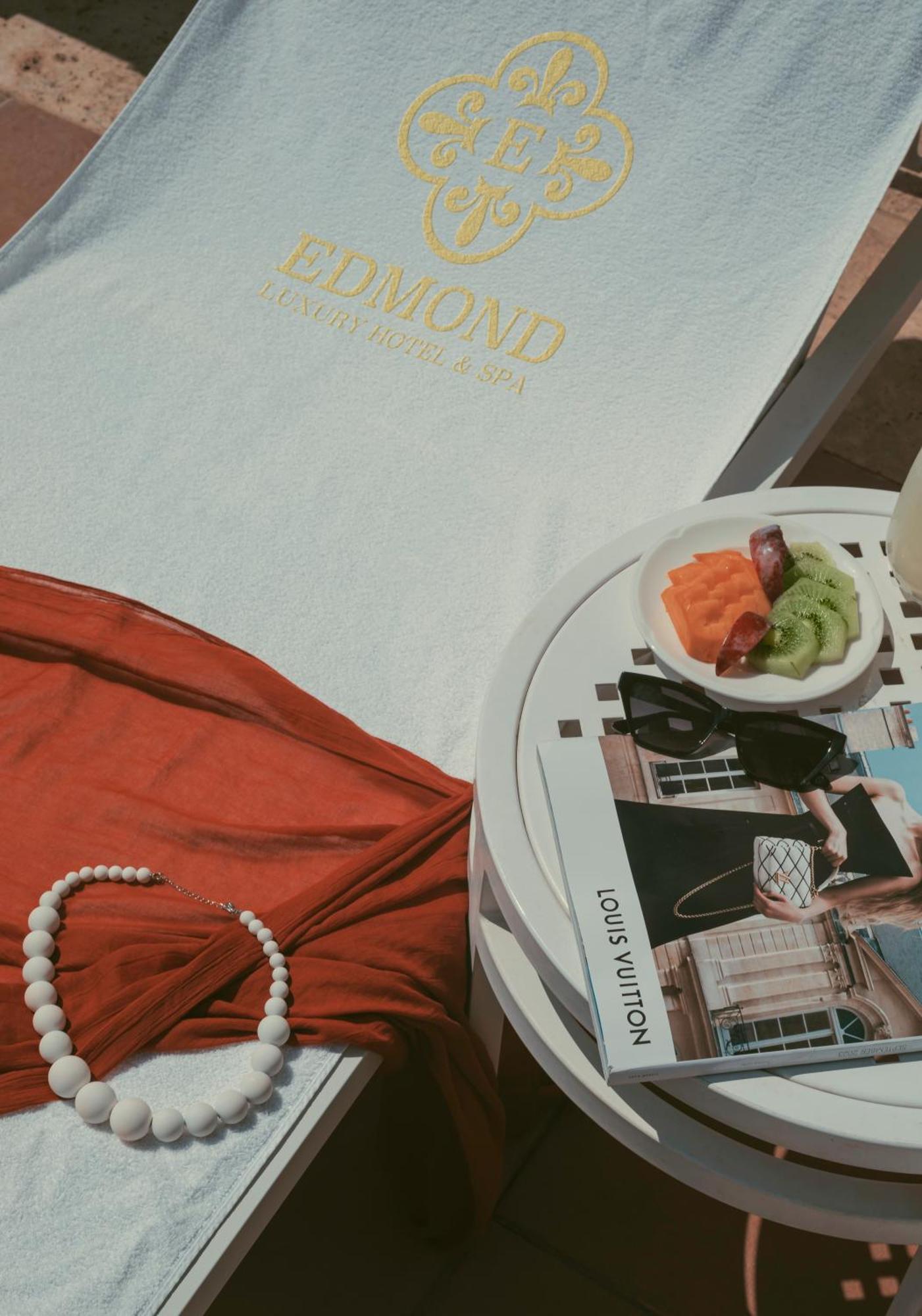 Edmond Luxury Hotel & Spa Рош Пина Екстериор снимка