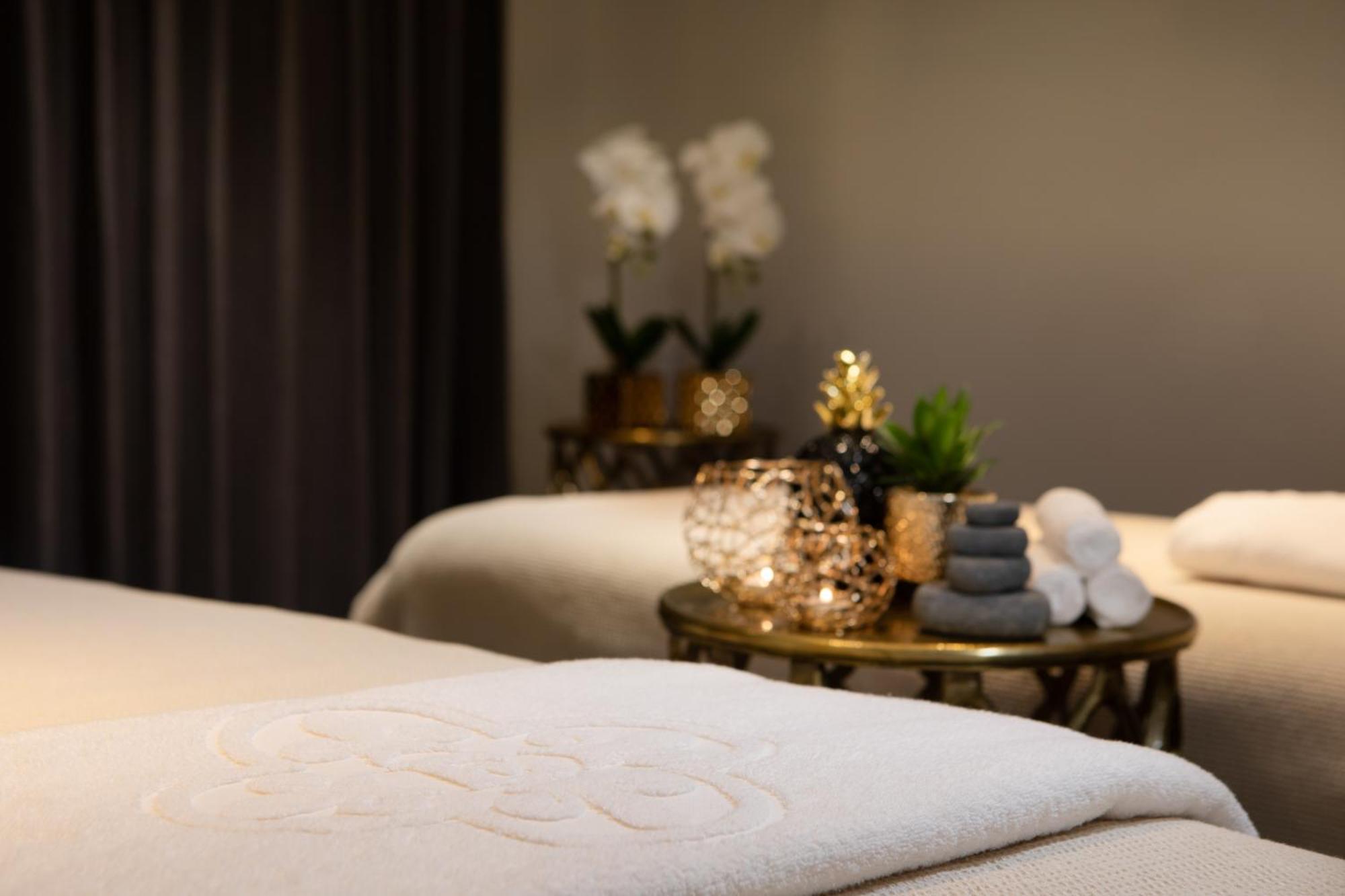 Edmond Luxury Hotel & Spa Рош Пина Екстериор снимка